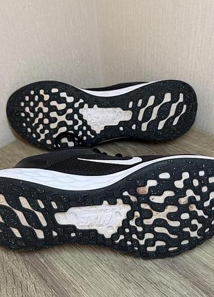 Кроссовки nike revolution 6 4