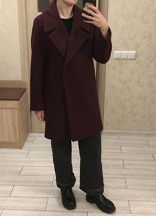 Вовняне пальто кольору марсала