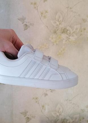 Кросівки adidas court на стопу 21,5 см