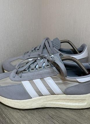 Кросівки adidas retropy e5