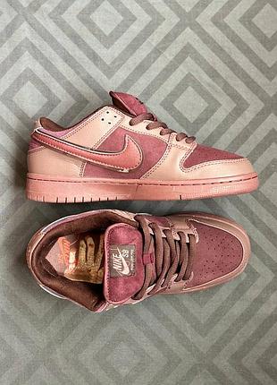 Nike sb dunk low purple pegion 9