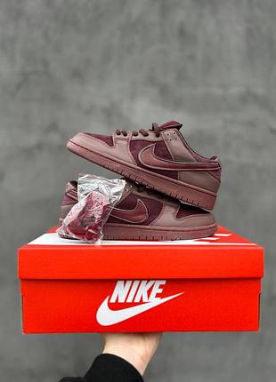 Nike sb dunk low purple pegion 5