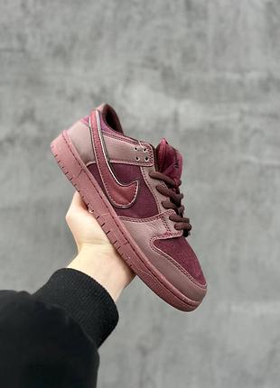 Nike sb dunk low purple pegion 6