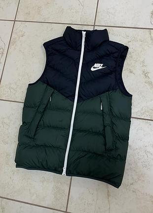 Жилетка чоловіча nike tech пухова
