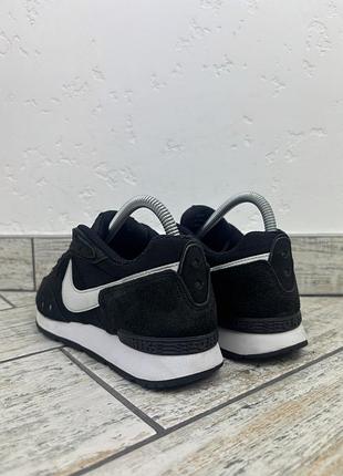 Nike venture runner 4