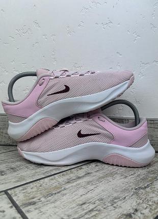 Nike legend essentials 5