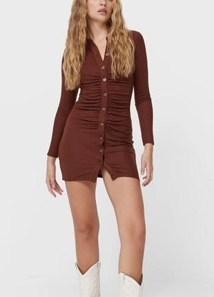 Коротка жіноча сукня-сорочка stradivarius міні, коричнева