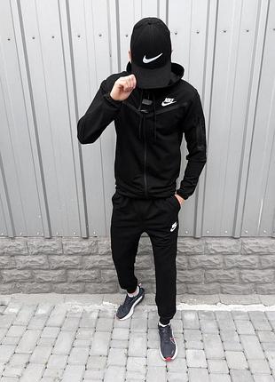 Чоловічий спортивний костюм nike чорний