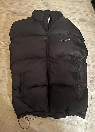 Пуховик чоловічий nike чорний