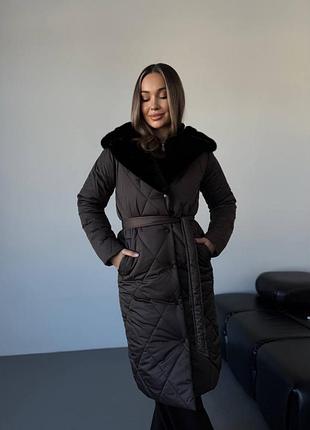 До -20 ❄ шоколадна зимова тепла стьобана довга куртка пальто з коміром під норку  капішоном під пояс