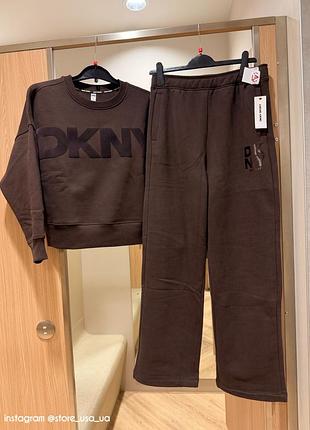 Спортивний костюм жіночий dkny теплий на флісі коричневий