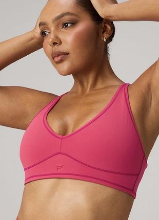 Яскравий комплект для тренувань від fabletics розмір s 4