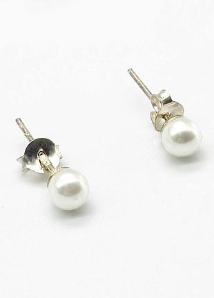 Серебряные серьги пусеты со вставкой sea shell pearl