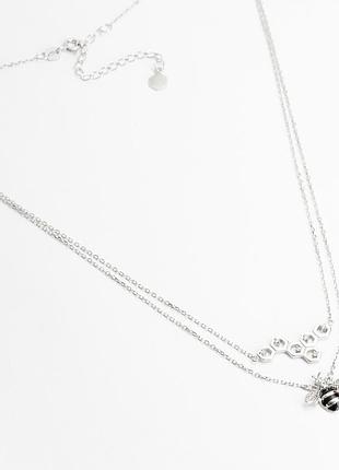Серебряное колье с белыми фианитами "пчела и соты", размер 45-51 см x 0,1 см, вес: 4.5 г