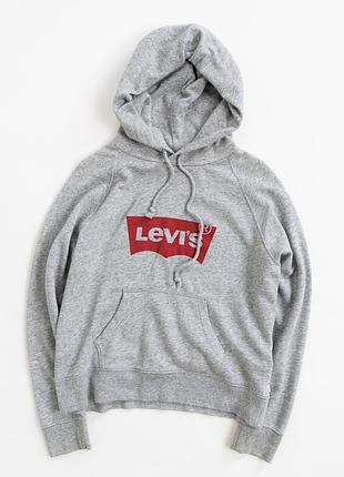Стильне, жіноче худі levi’s у класичному, світло-сірому, меланжевому кольорі — універсальна модель із впізнаваним характером американського бренду. у