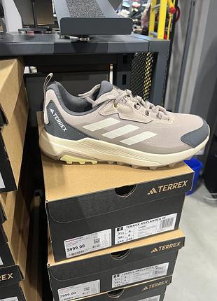 Кросівки жіночі adidas terrex anylander сірі 8