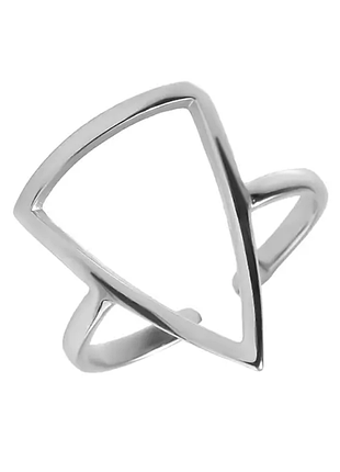 Серебряное кольцо, размер 15,5, вес: 1.5 г