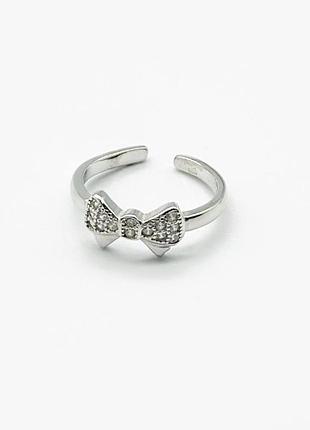 Серебряное кольцо со вставкой фианит, размер без розміру, вес: 1.3 г