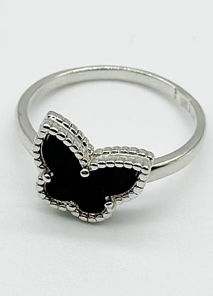 Серебряное кольцо в стиле "van cleef и arpels" с ониксом, размер 17,0, вес: 2.5 г