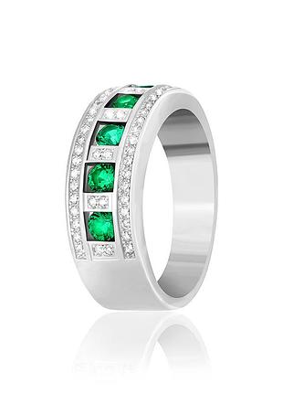 Серебряное кольцо с изумрудными фианитами, размер 17,0, вес: 4.9 г