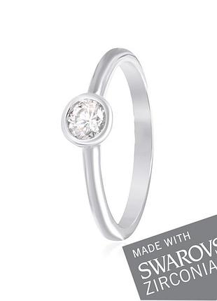 Серебряное кольцо классическое тоненькое swarovski, размер 18,0, вес: 1.6 г