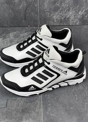 Чоловічі шкіряні кросівки adidas