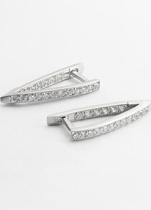 Серебряные серьги со вставкой фианит