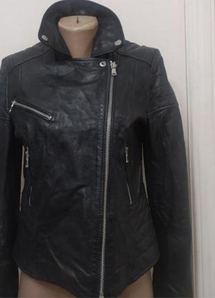Красива, байкерська косуха barneys originals, нова, верхні кнопки запечені