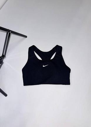 Спортивний топ жіночий nike чорного кольору, розмір s
