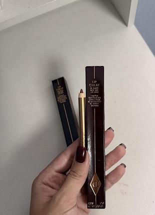 Charlotte tilbury lip cheat iconic nude — карандаш для губ шарлотт тилбери iconic nude