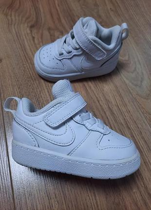 Кроссовки nike court borough low р.19-20 на липучках