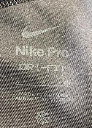 Спортивні шорти nike pro 5
