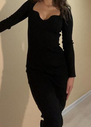 Жіноча сукня міді h&m чорна в рубчик 3
