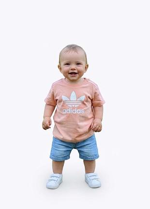 Футболка adidas