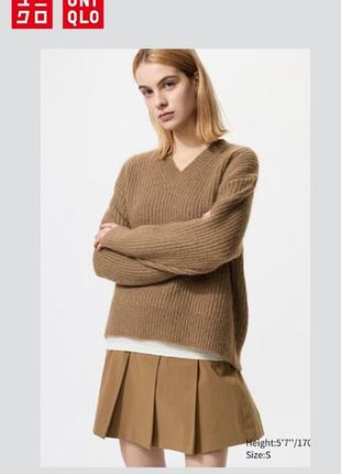Светр uniqlo