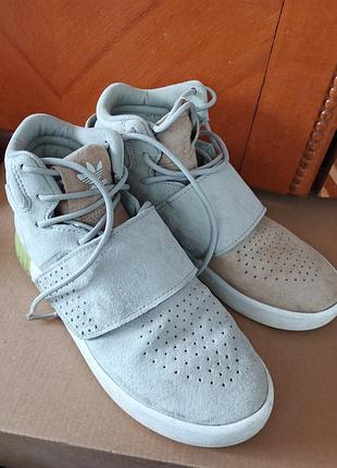 Кросівки adidas замшеві сірі
