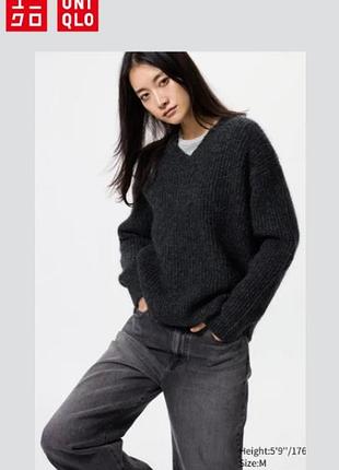 Светр uniqlo