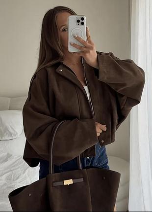 Жіноча куртка-бомбер в стилі zara шоколадного кольору, розмір s
