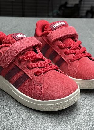 Дитячі кросівки adidas jr0777
