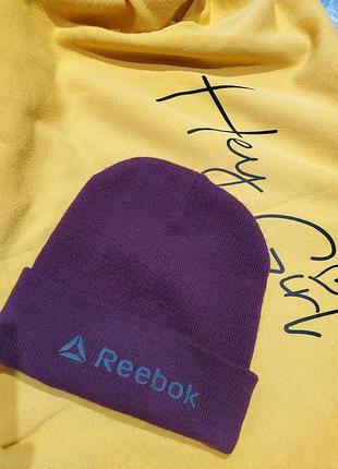 Шапка унісекс reebok двошарова тепла фіолетова