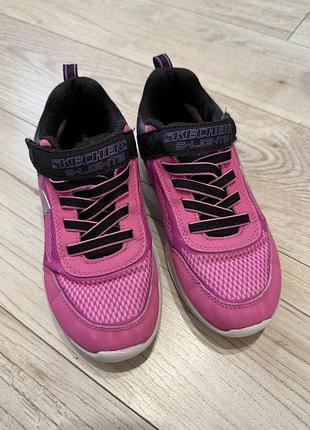 Кросівки для дівчаток skechers рожеві