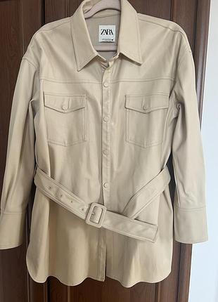 Бежева куртка з еко-шкіри zara, xl