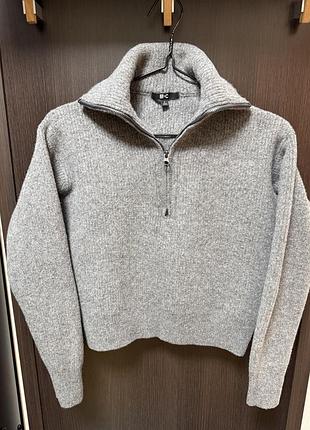 Светр жіночий uniqlo з 100% вовни, розмір s (підходить для xs), сірий