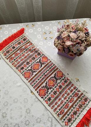 Рушник вишитий нитками 5