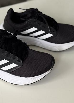 Кросівки жіночі adidas galaxy 6 чорні, розмір 37⅓, довжина устілки 23 см