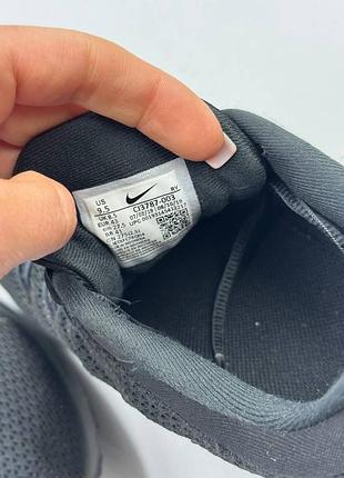 Кроссовки 
nike quest 8