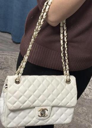 Сумка для жінок chanel classic flap bag біла стьобана