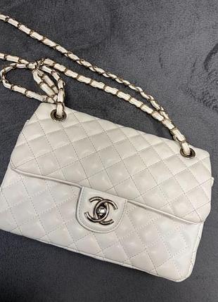 Сумка для жінок chanel classic flap bag біла стьобана