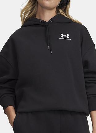 Черное худи с капюшоном under armour