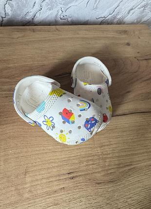 Crocs нові